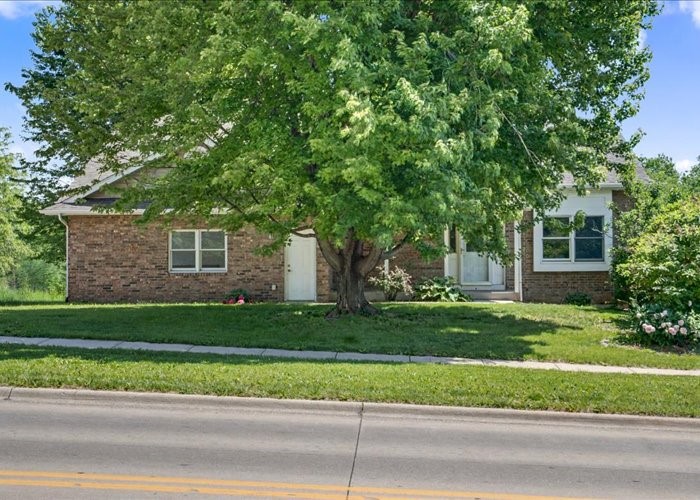 923 12th Avenue Coralville IA 52241