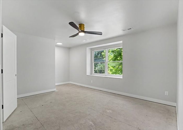 923 12th Avenue Coralville IA 52241