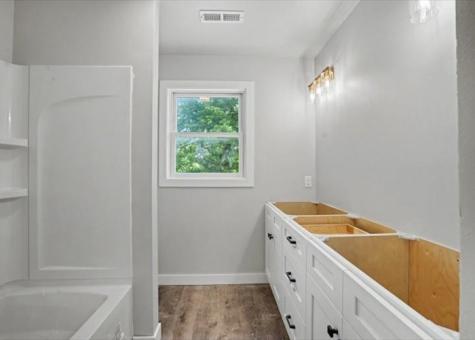 923 12th Avenue Coralville IA 52241