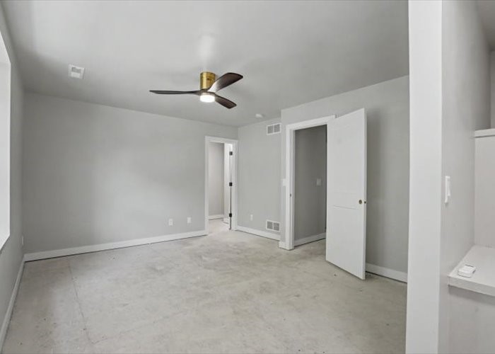 923 12th Avenue Coralville IA 52241