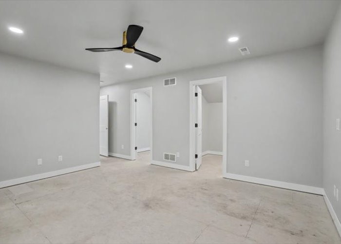 923 12th Avenue Coralville IA 52241