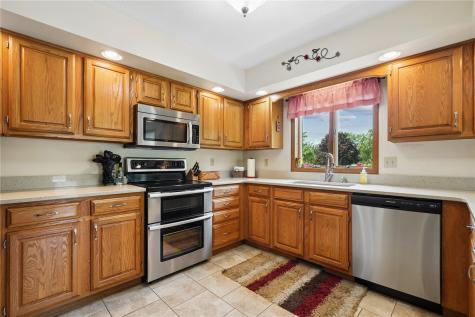 4131 Cedar Heights Trail Center Point IA 52213