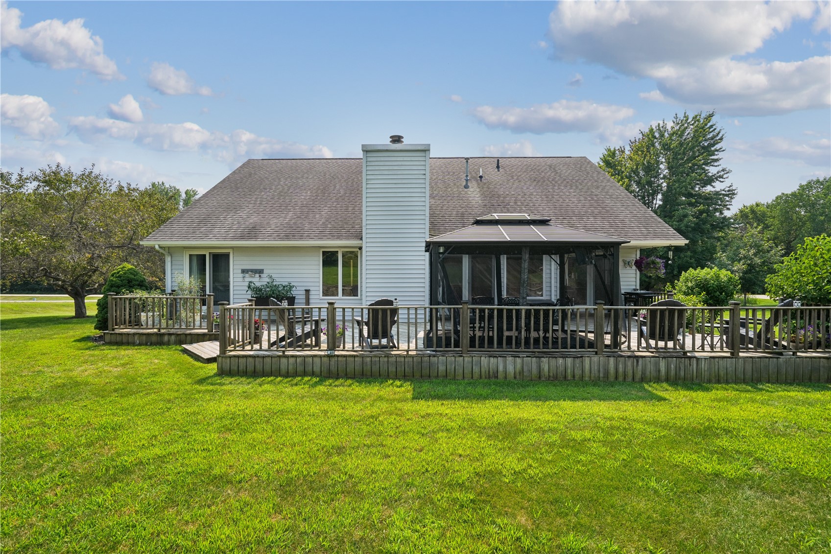 4131 Cedar Heights Trail Center Point IA 52213