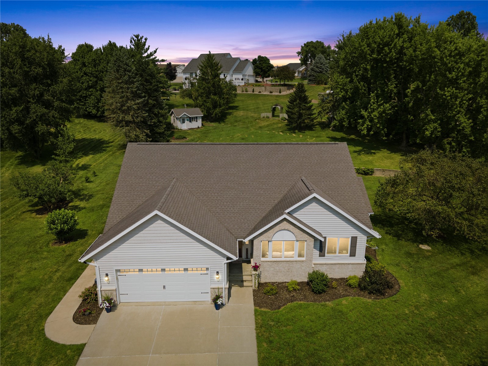 4131 Cedar Heights Trail Center Point IA 52213