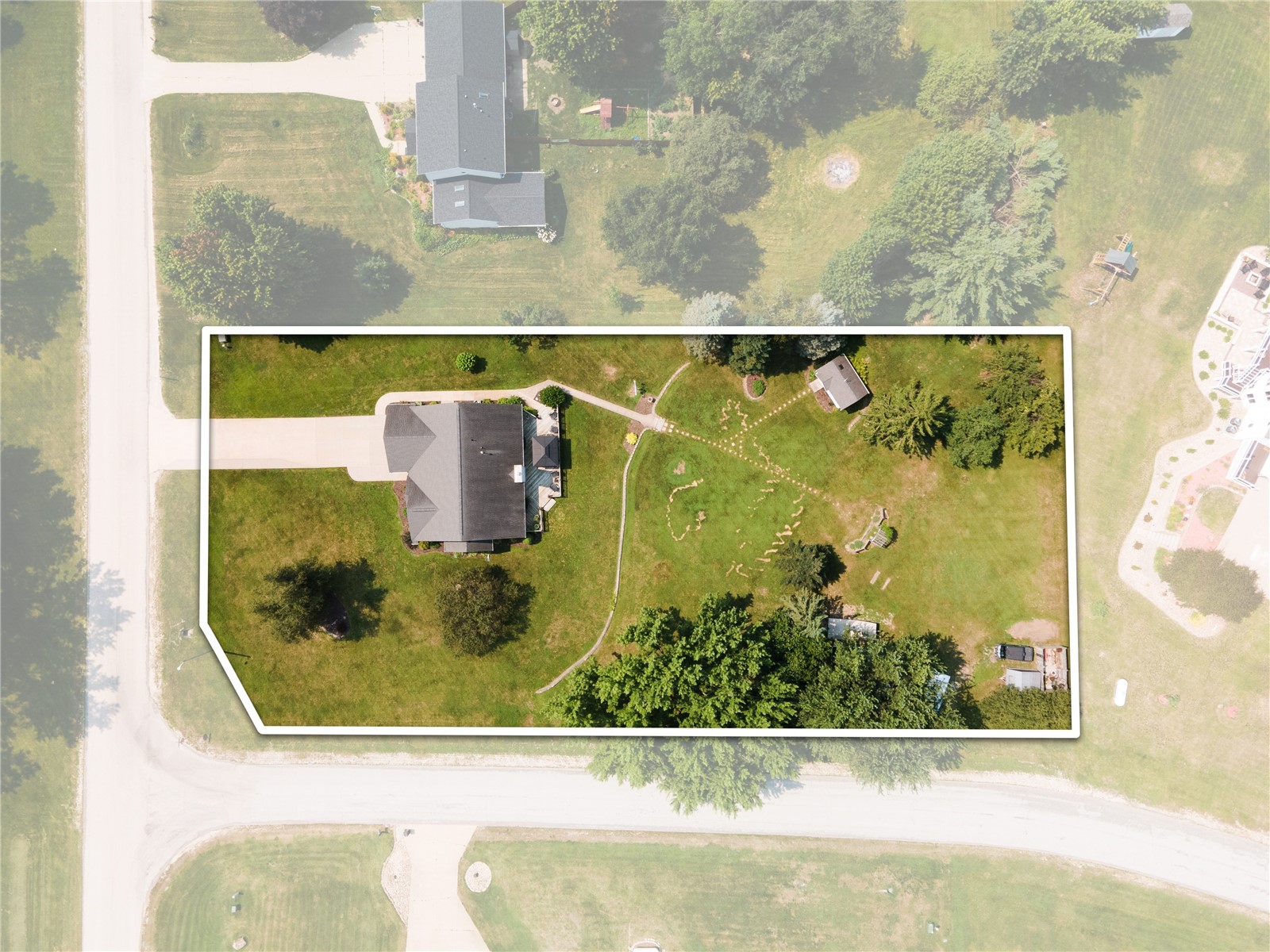 4131 Cedar Heights Trail Center Point IA 52213