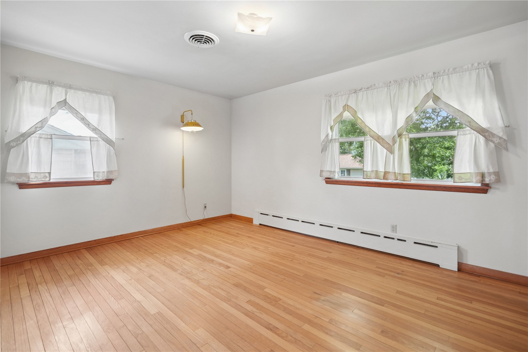 601 Hall Avenue Lowden IA 52255