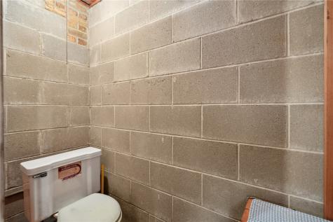 601 Hall Avenue Lowden IA 52255