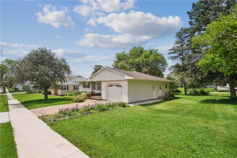 601 Hall Avenue Lowden IA 52255