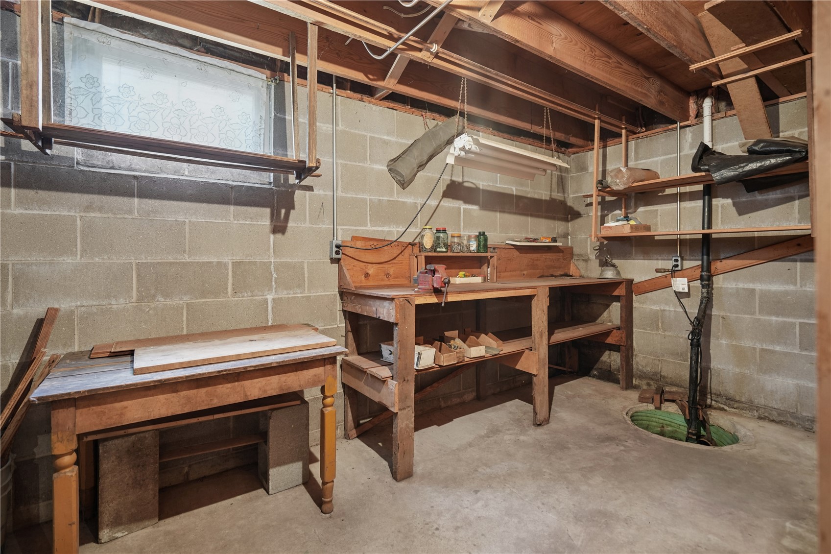 601 Hall Avenue Lowden IA 52255