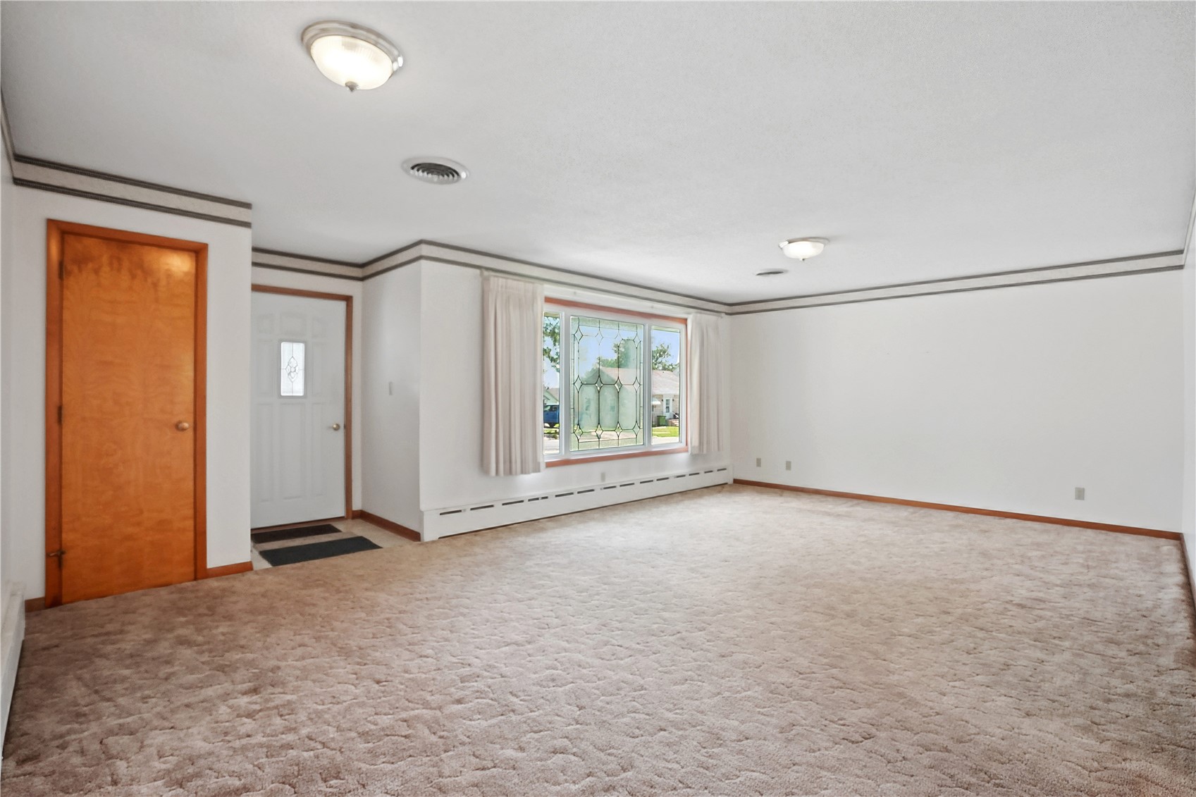 601 Hall Avenue Lowden IA 52255
