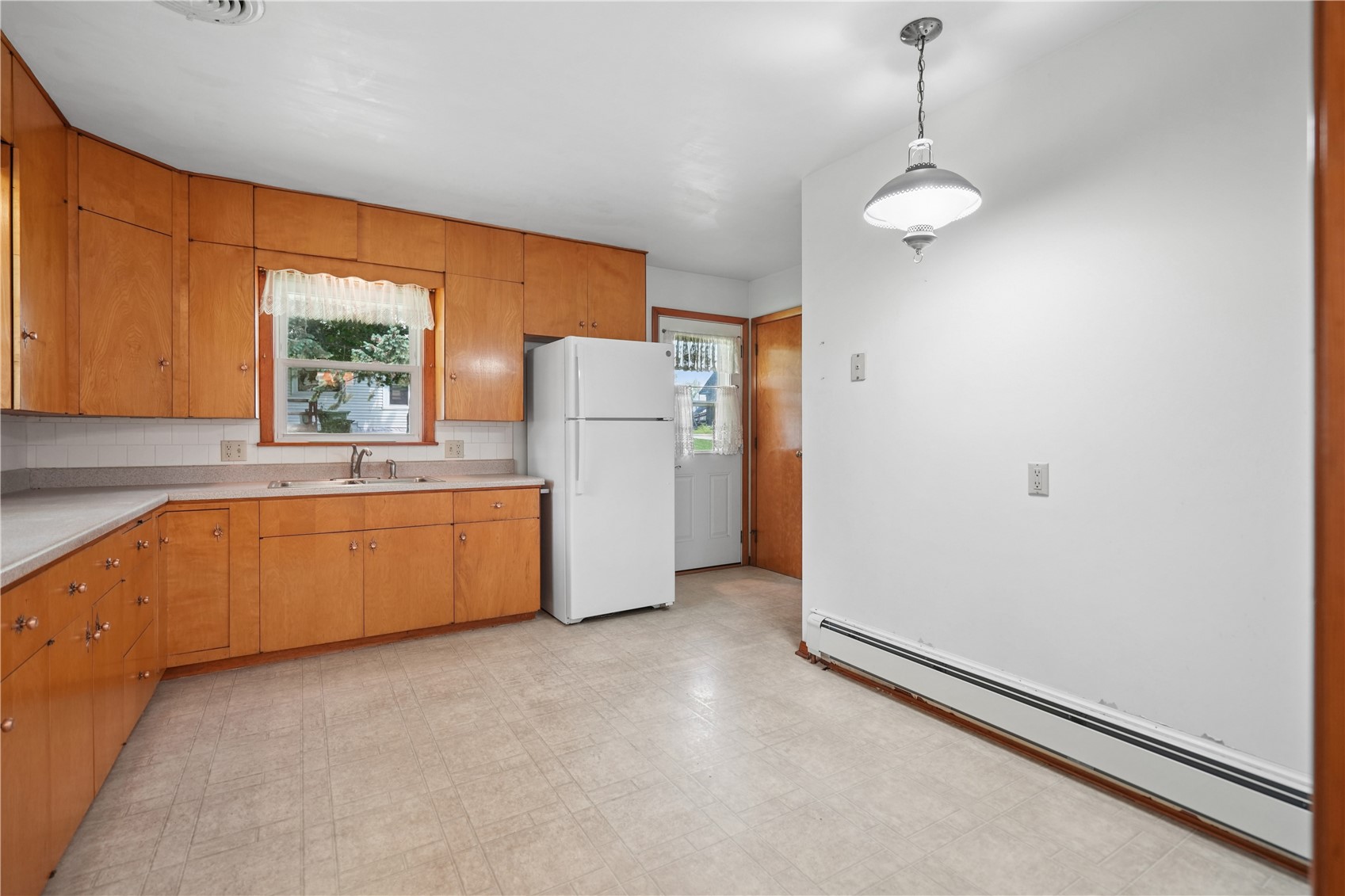 601 Hall Avenue Lowden IA 52255