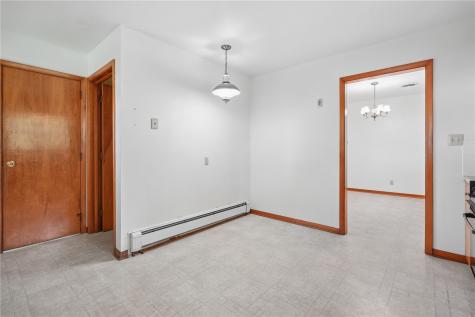 601 Hall Avenue Lowden IA 52255