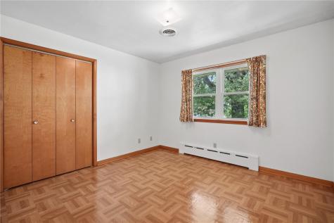 601 Hall Avenue Lowden IA 52255
