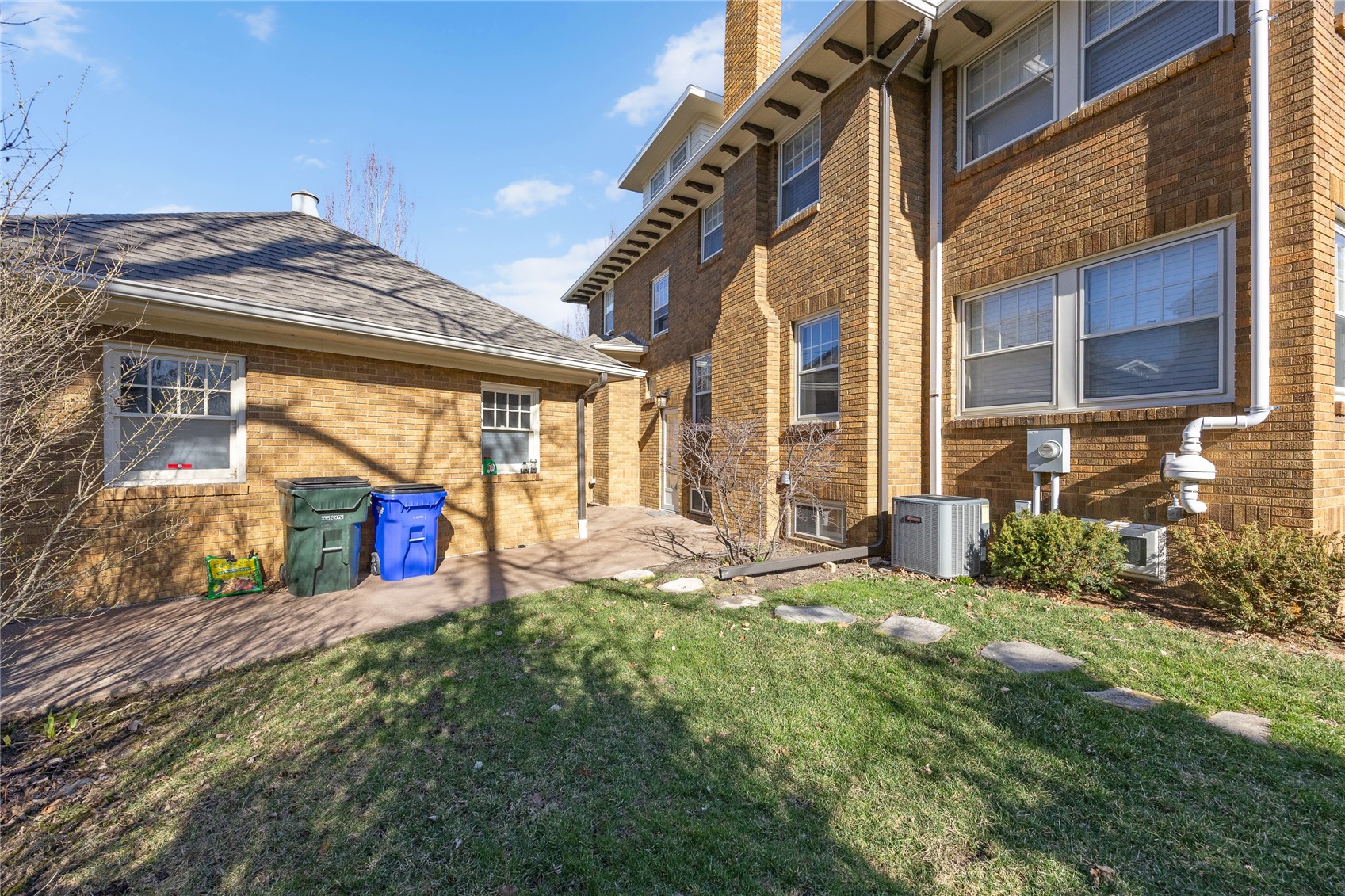 2101 Washington Avenue SE Cedar Rapids IA 52403