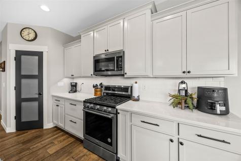 22402 102nd Street Anamosa IA 52205