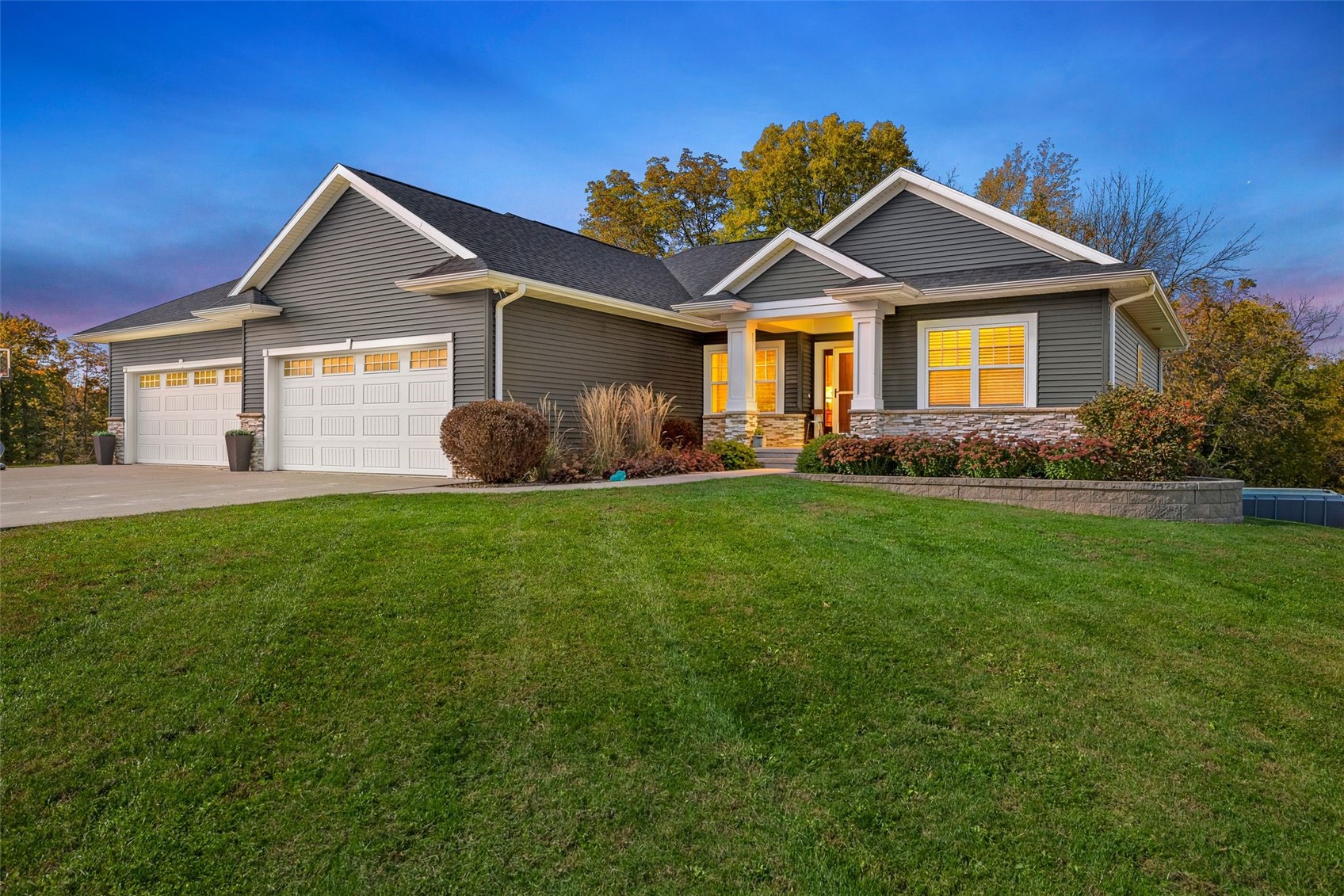 22402 102nd Street Anamosa IA 52205