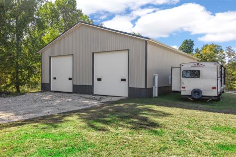 22402 102nd Street Anamosa IA 52205