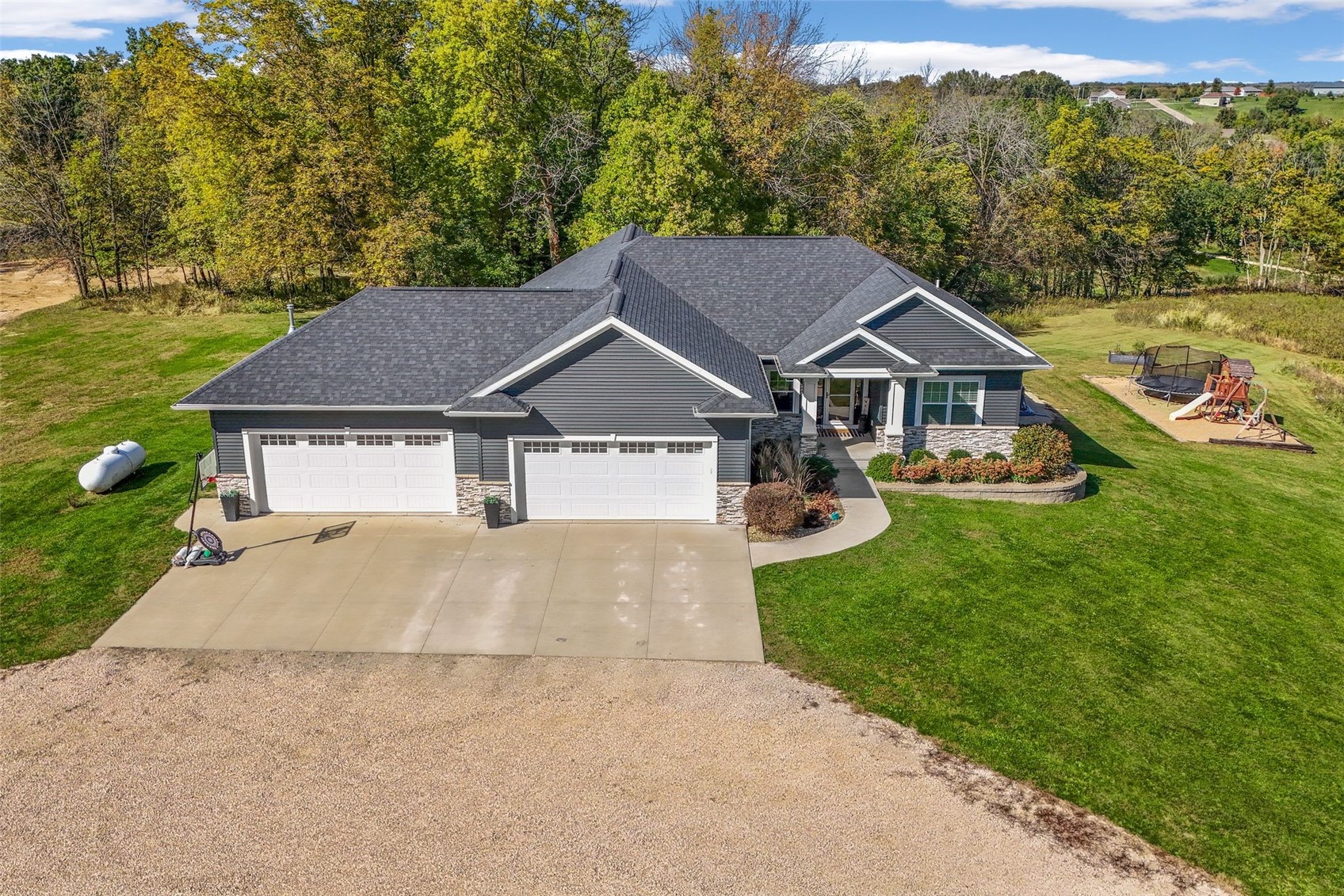 22402 102nd Street Anamosa IA 52205