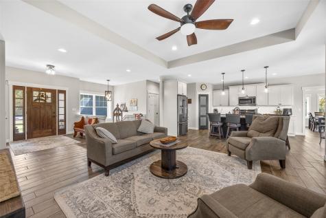 22402 102nd Street Anamosa IA 52205