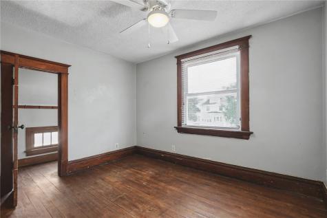 1312 Burch Avenue NW Cedar Rapids IA 52405