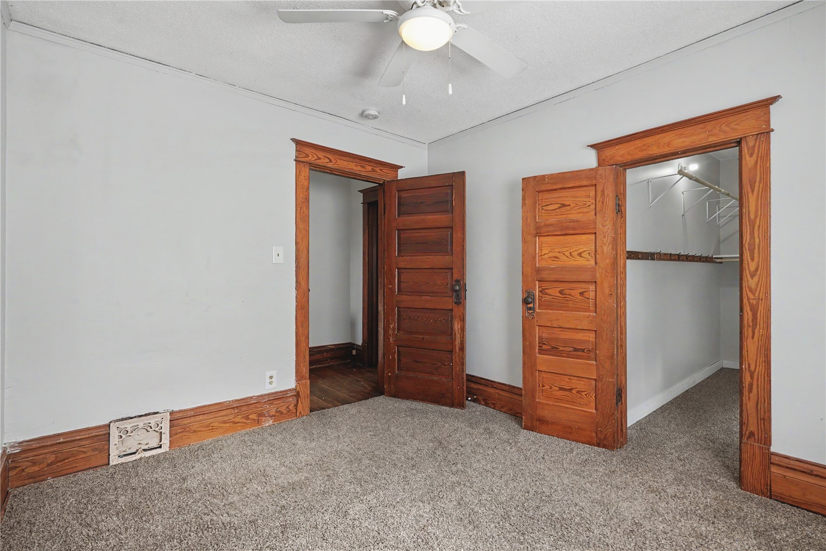 1312 Burch Avenue NW Cedar Rapids IA 52405