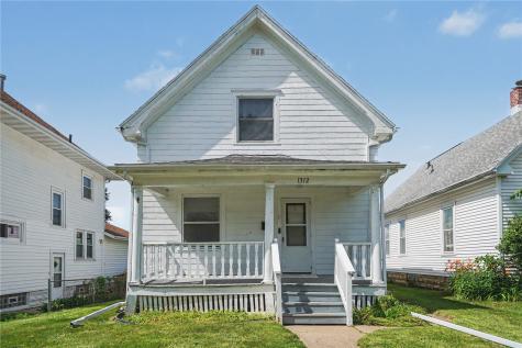 1312 Burch Avenue NW Cedar Rapids IA 52405