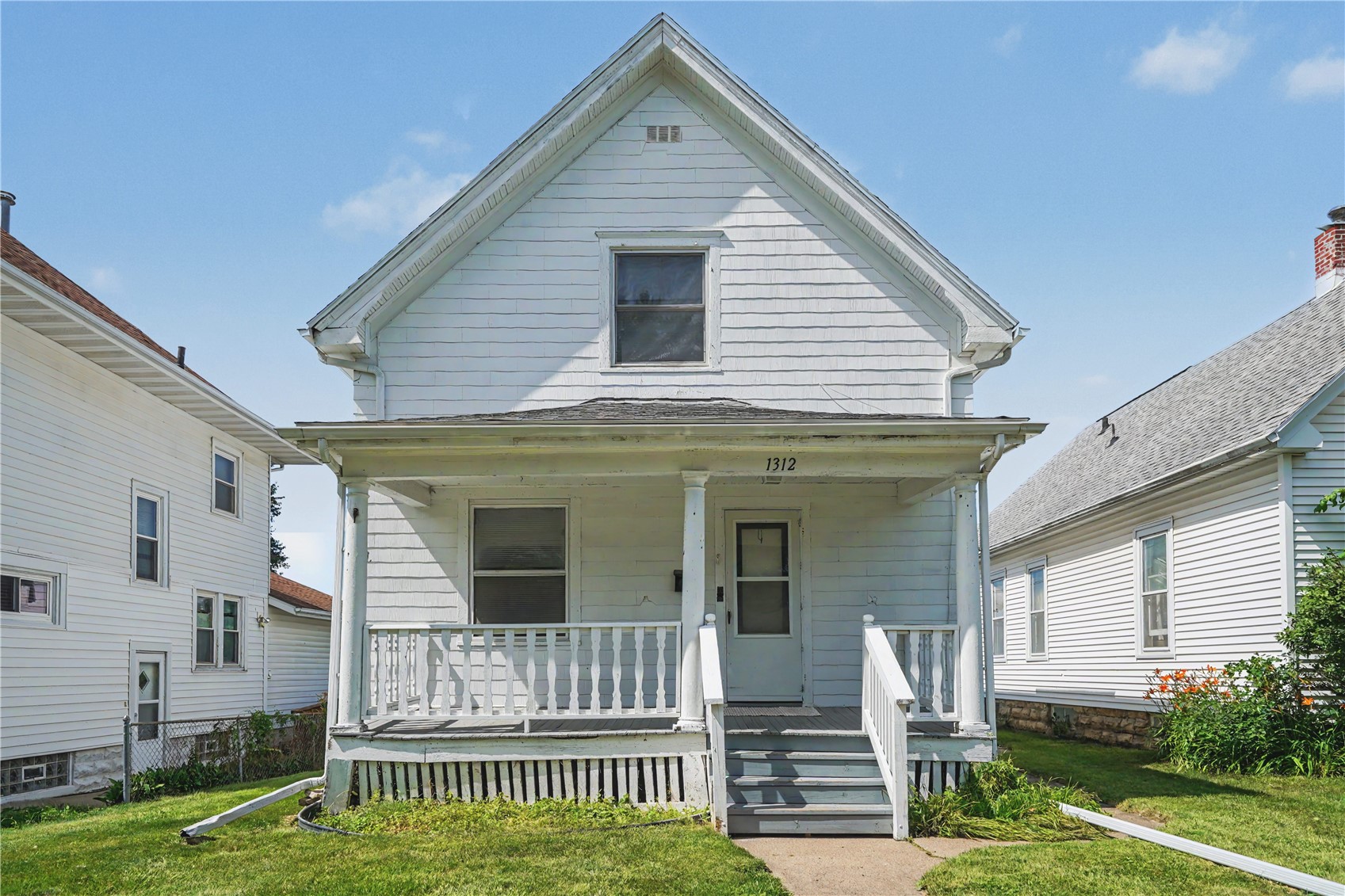 1312 Burch Avenue NW Cedar Rapids IA 52405