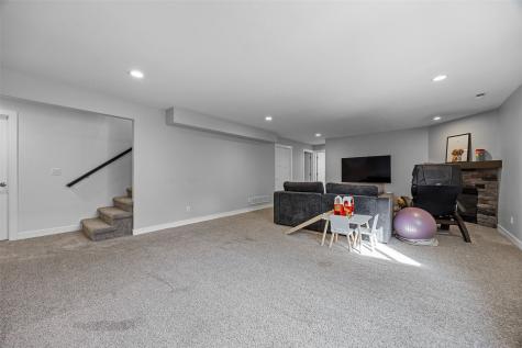 6415 Ushers Ridge Drive NE Cedar Rapids IA 52411