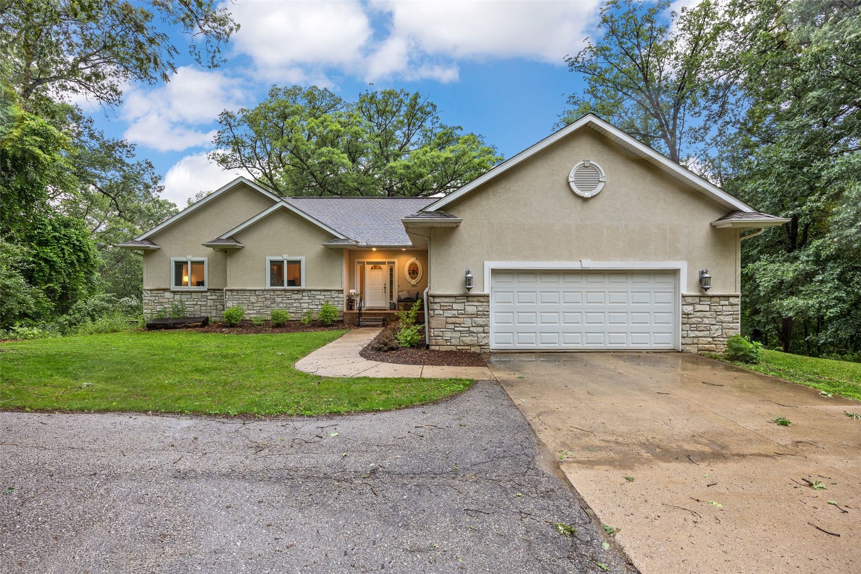 4020 Riverview Lane NE Iowa City IA 52240