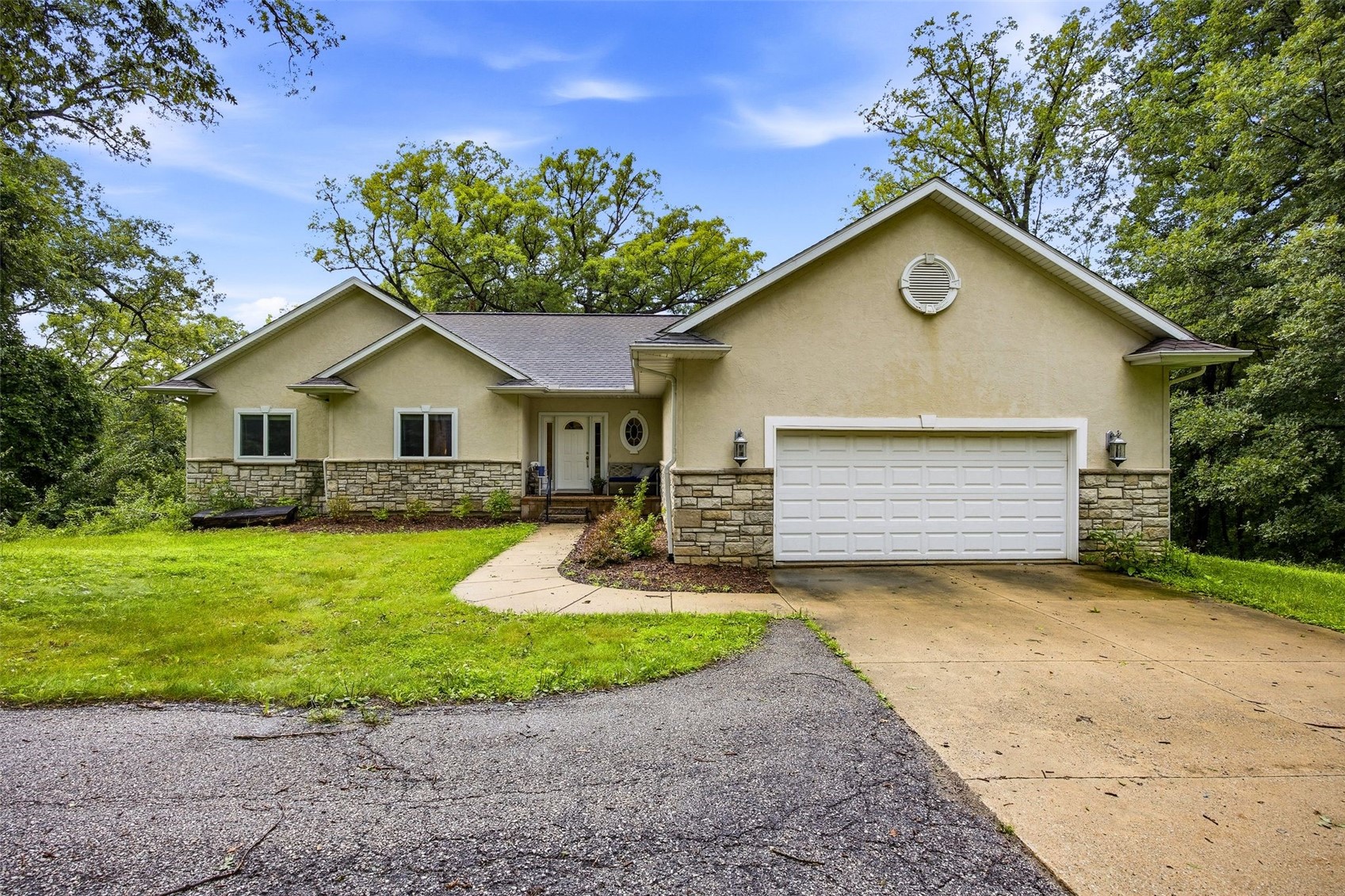4020 Riverview Lane NE Iowa City IA 52240