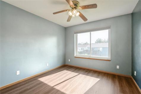 1007 Wolf Drive NW Cedar Rapids IA 52405