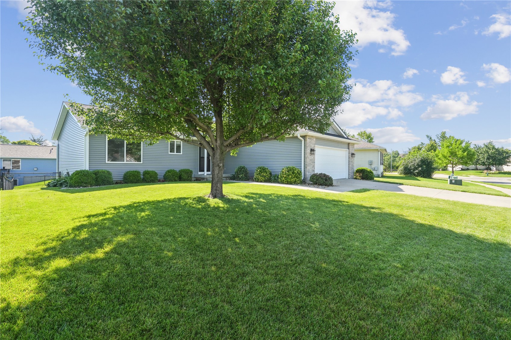 1007 Wolf Drive NW Cedar Rapids IA 52405