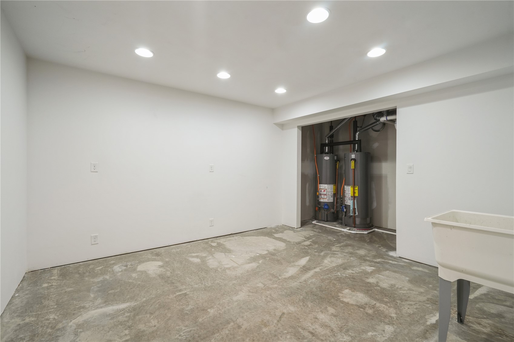 1007 Wolf Drive NW Cedar Rapids IA 52405
