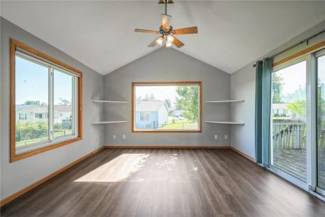 1007 Wolf Drive NW Cedar Rapids IA 52405