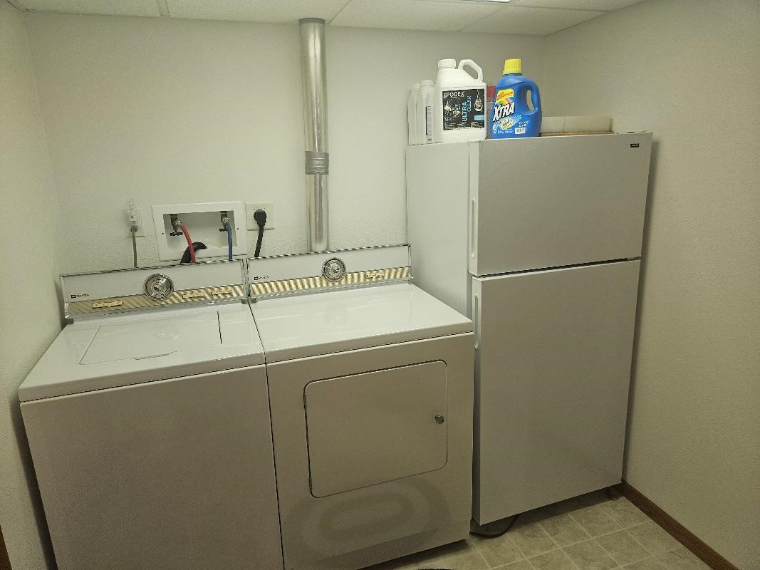 1531 Sunset Drive Belle Plaine IA 52208