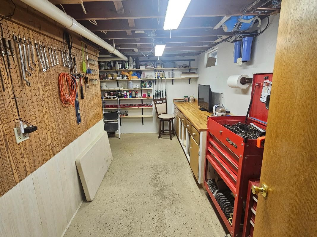 1531 Sunset Drive Belle Plaine IA 52208