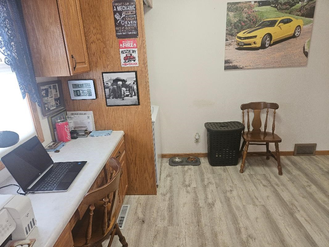 1531 Sunset Drive Belle Plaine IA 52208