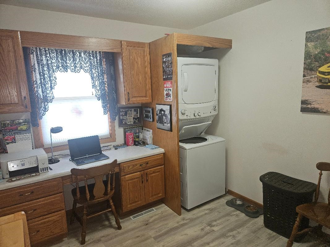 1531 Sunset Drive Belle Plaine IA 52208