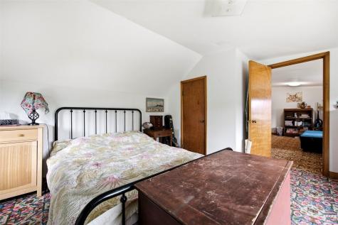 305 Pine Street Anamosa IA 52205