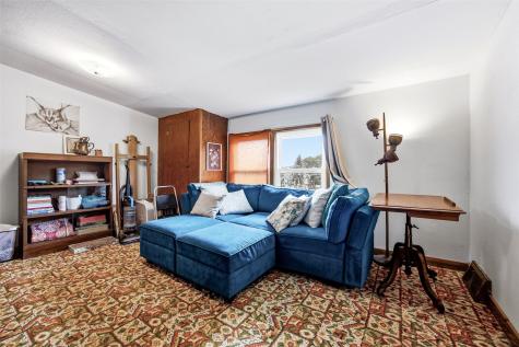 305 Pine Street Anamosa IA 52205