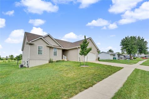 1875 Highland Road Ely IA 52227