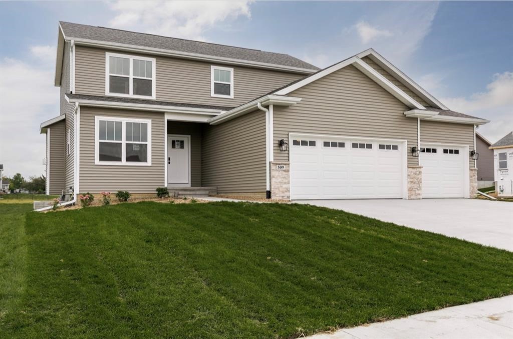 509 Gray Slate Road SW Cedar Rapids IA 52404