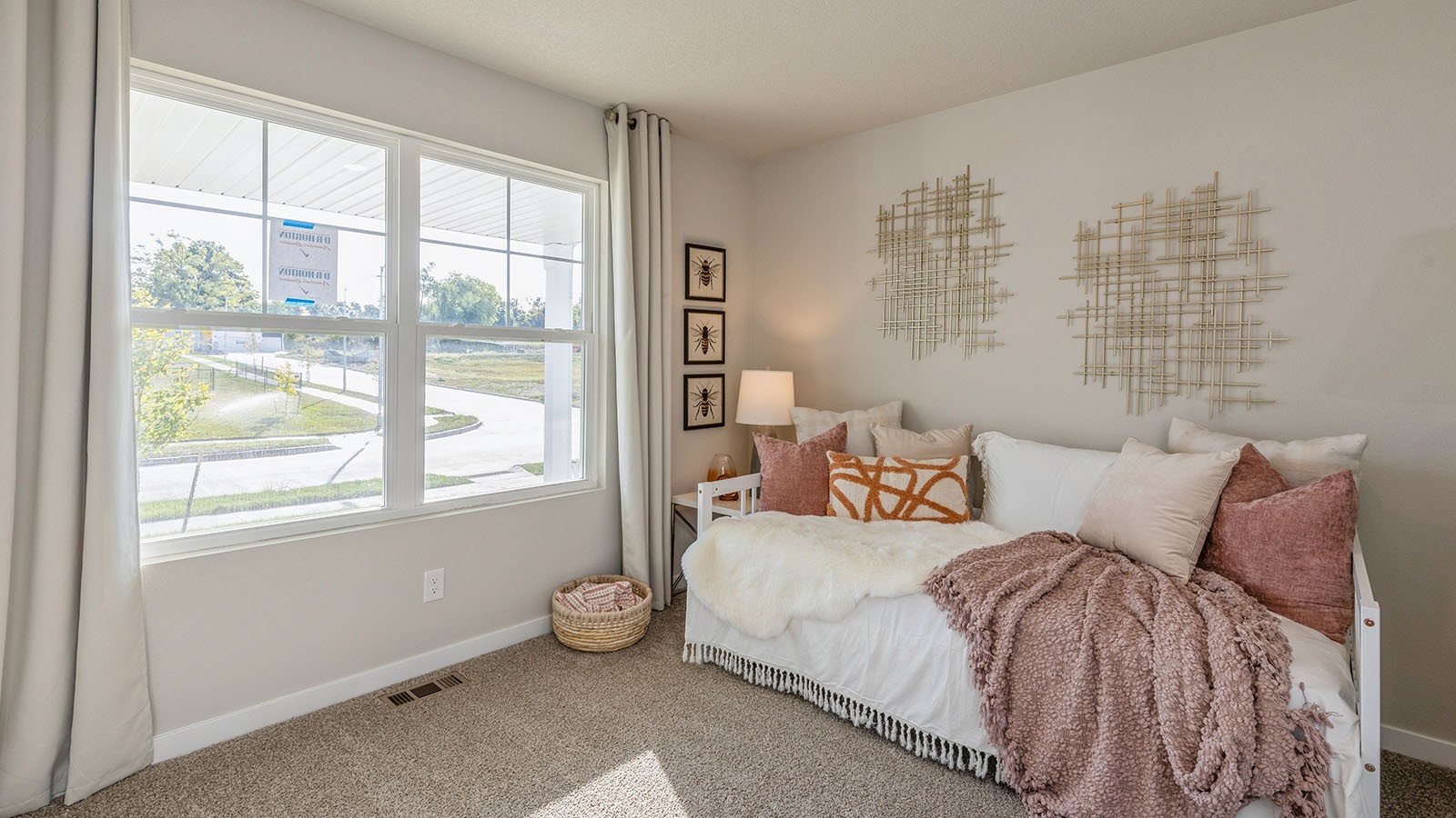 2774 Cecelia Drive Hiawatha IA 52233