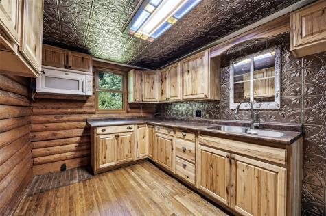 4453 88th Avenue Oxford Junction IA 52323