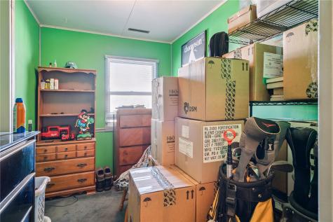 2418 Reynolds Avenue SW Cedar Rapids IA 52404