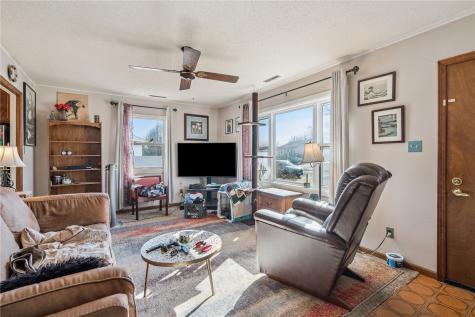 2418 Reynolds Avenue SW Cedar Rapids IA 52404