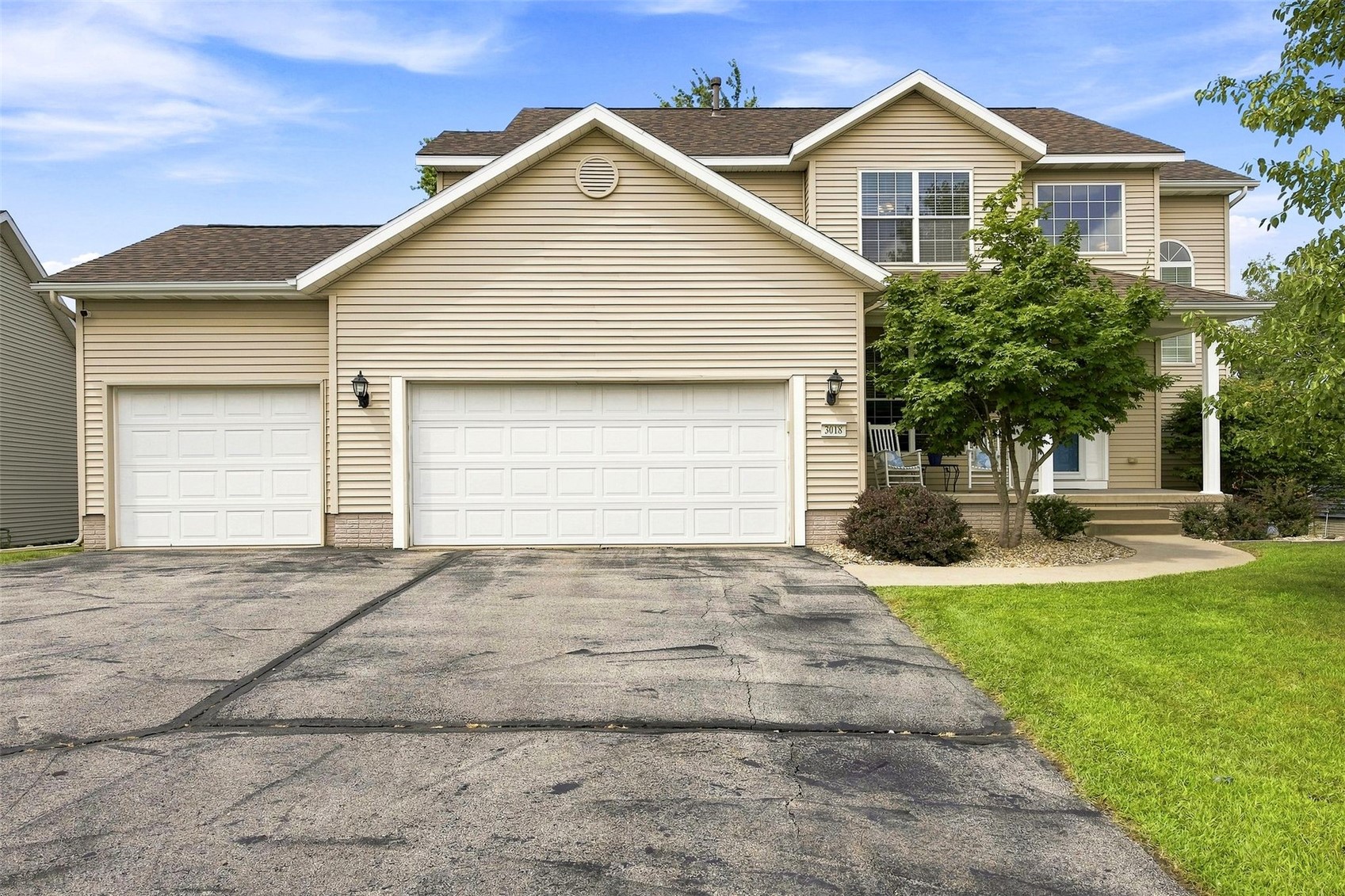 Cedar Rapids IA, 3018 27TH Street SW