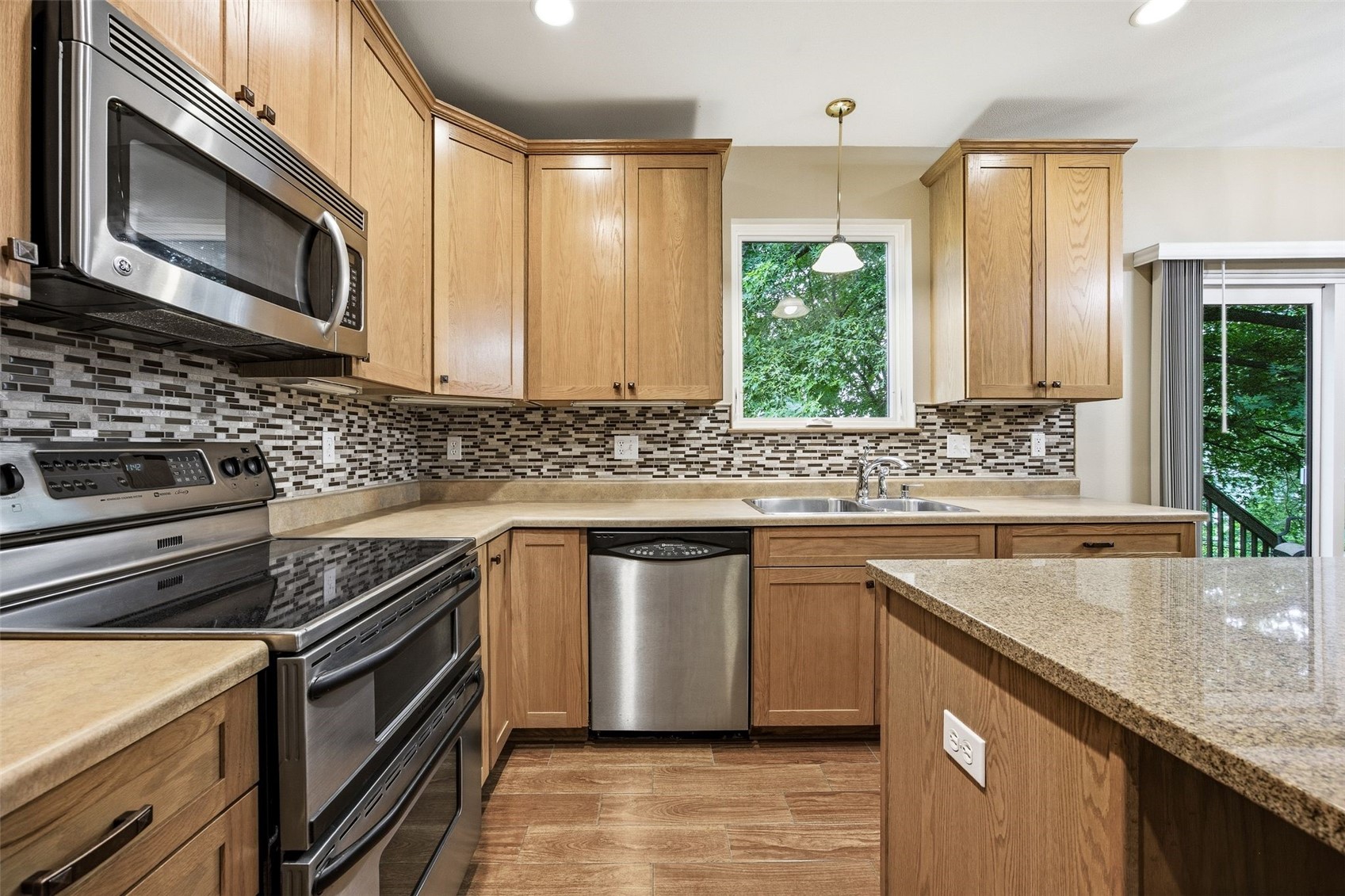 3018 27th Street SW Cedar Rapids IA 52404