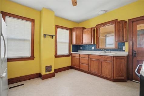 322 1st Avenue Oxford Junction IA 52323
