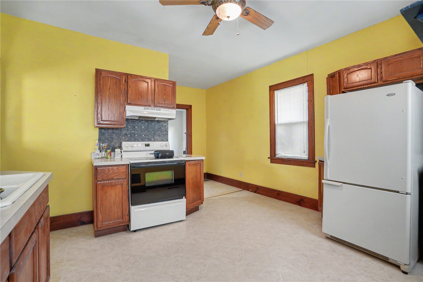 322 1st Avenue Oxford Junction IA 52323